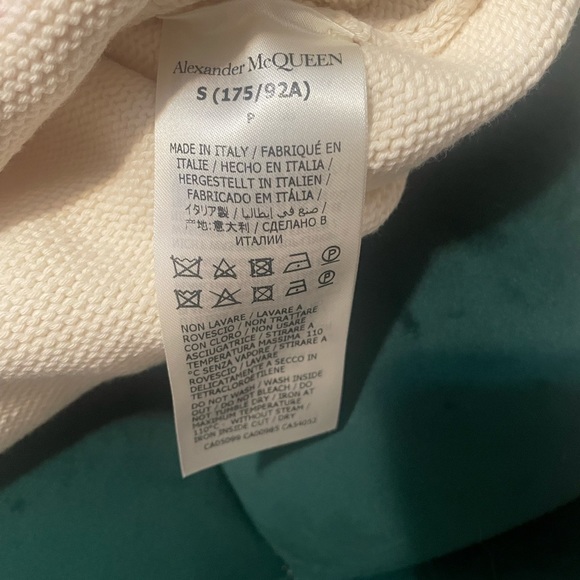 Graffiti intarsia-knit sweater - Picture 3 of 3